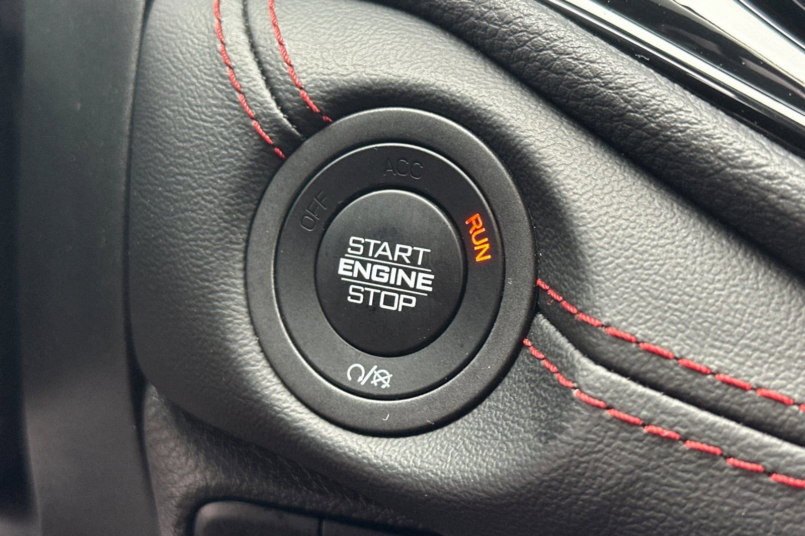 Used 2025 Dodge Durango GT image 28