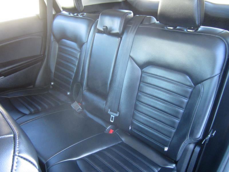 Used 2023 Ford Edge SEL w/ Convenience Package image 12