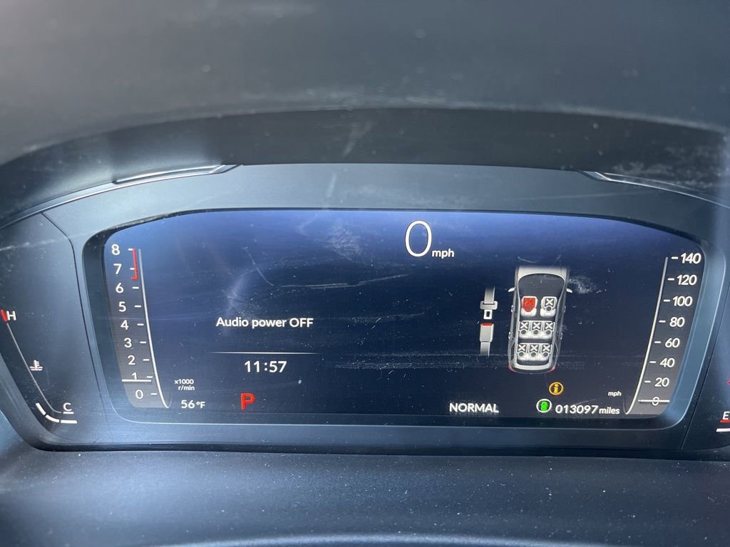 Used 2025 Honda Pilot Elite image 23