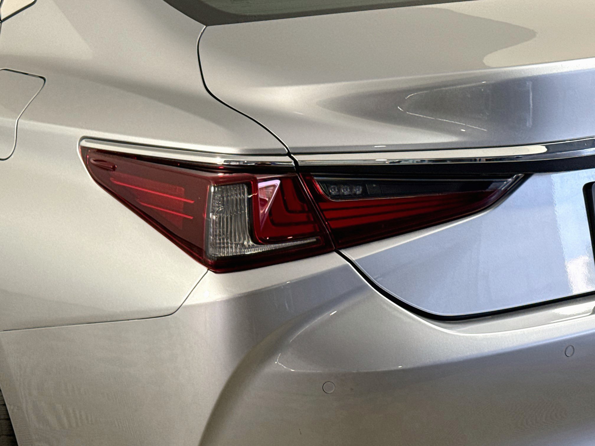 Used 2022 Lexus ES 350 w/ Premium Package FWD image 36