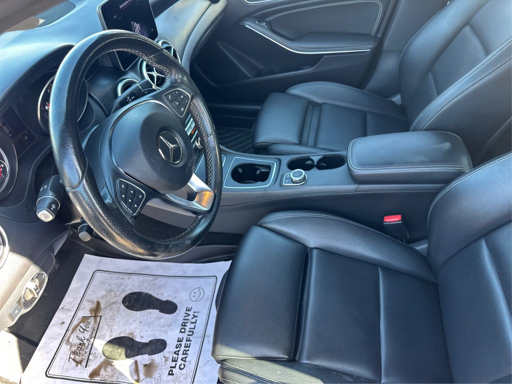 Used 2018 Mercedes-Benz CLA 250 4MATIC image 11