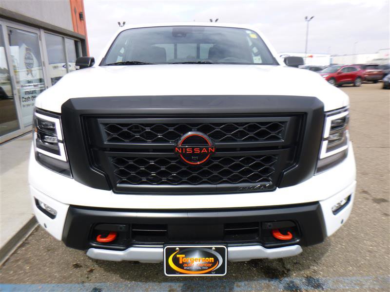 Used 2024 Nissan Titan PRO-4X w/ Pro-4x Convenience Package image 22