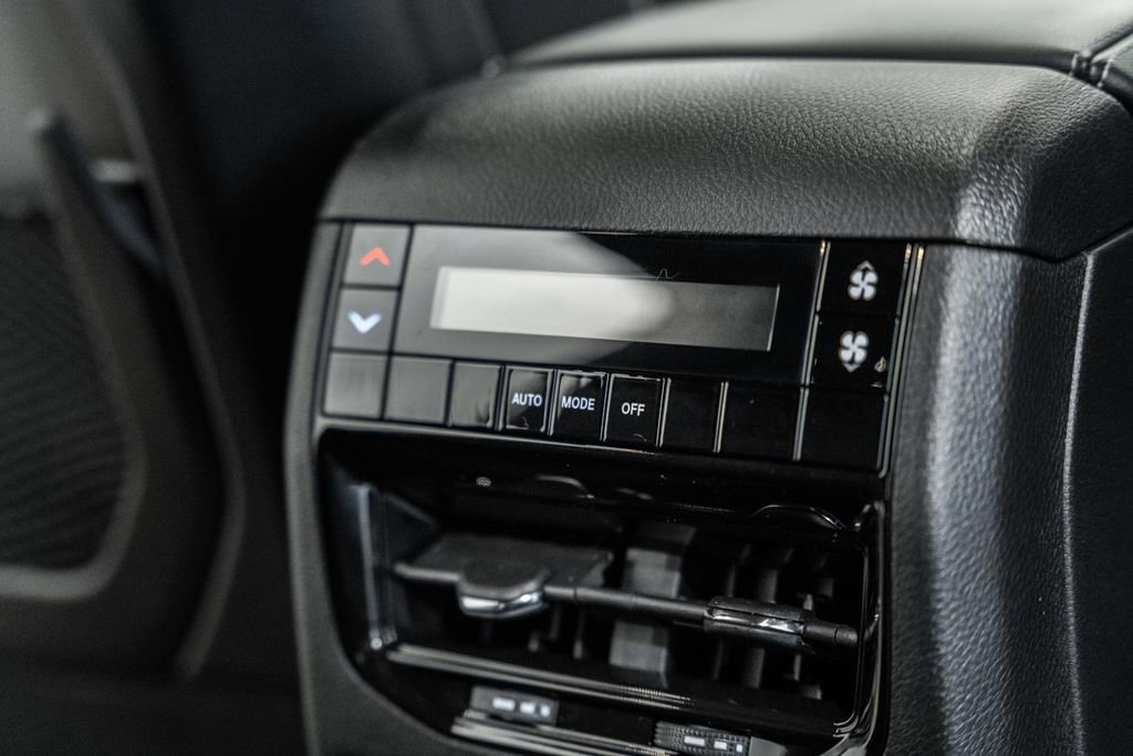 New 2025 Jeep Grand Cherokee L Altitude image 31