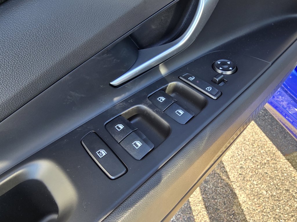 New 2026 Hyundai Elantra Blue image 24