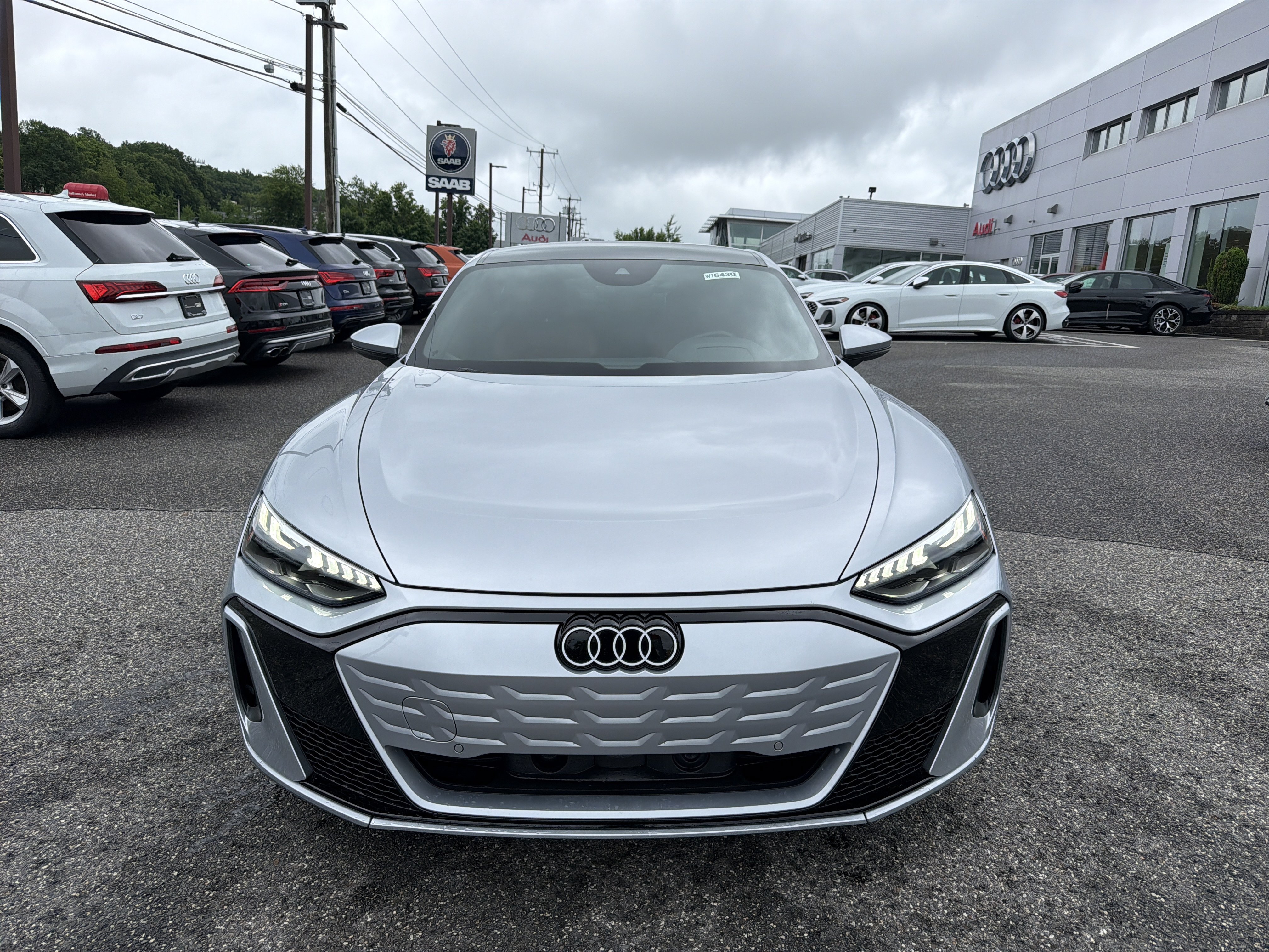 Certified 2025 Audi S e-tron GT Premium Plus w/ 21" Wheel Package AWD/4WD image 2