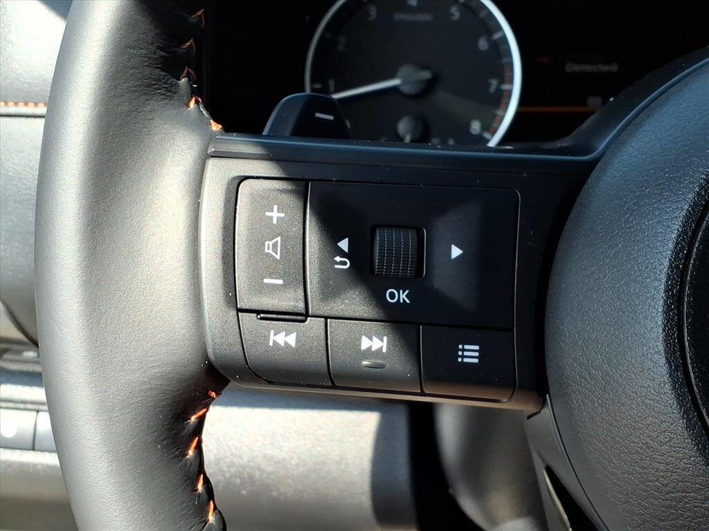 Used 2024 Nissan Pathfinder Rock Creek image 18