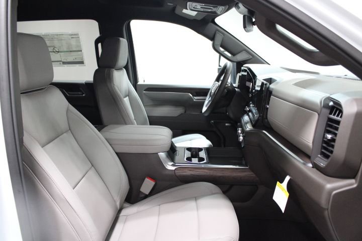 New 2026 GMC Sierra 2500 SLT w/ SLT Premium Package image 22