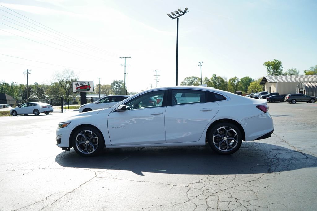 Used 2021 Chevrolet Malibu LT image 17
