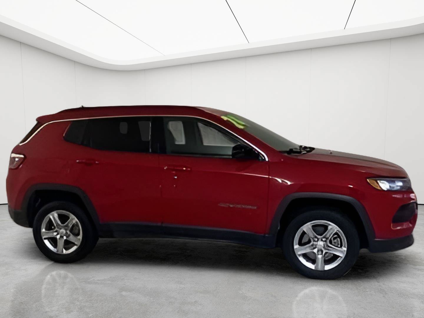 Used 2024 Jeep Compass Latitude AWD/4WD image 5