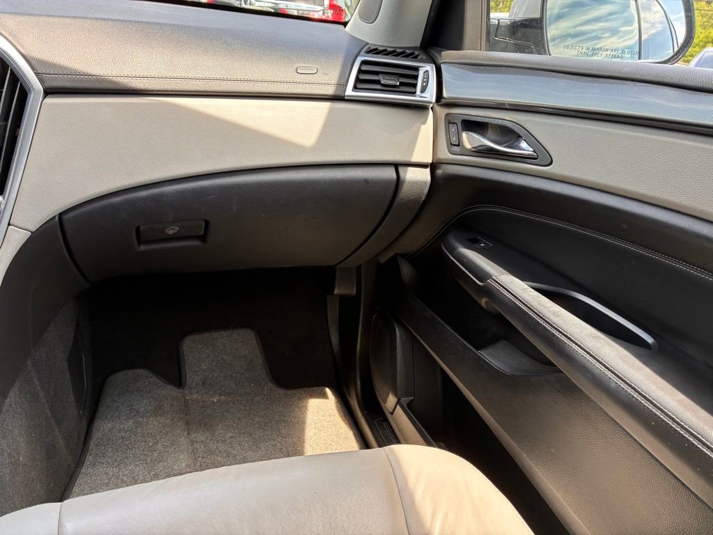 Used 2013 Cadillac SRX FWD image 37