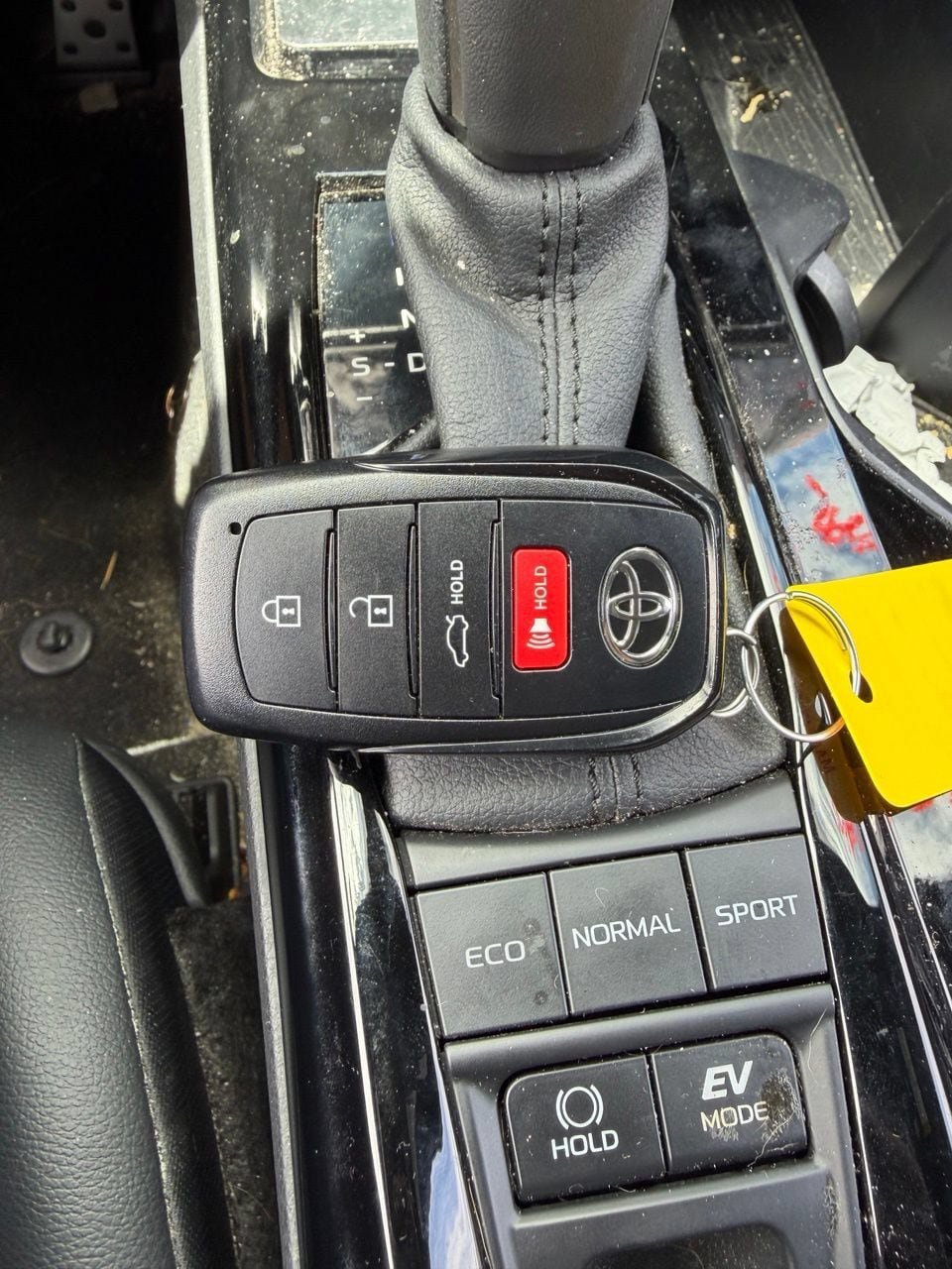 Used 2025 Toyota Camry XSE FWD image 11
