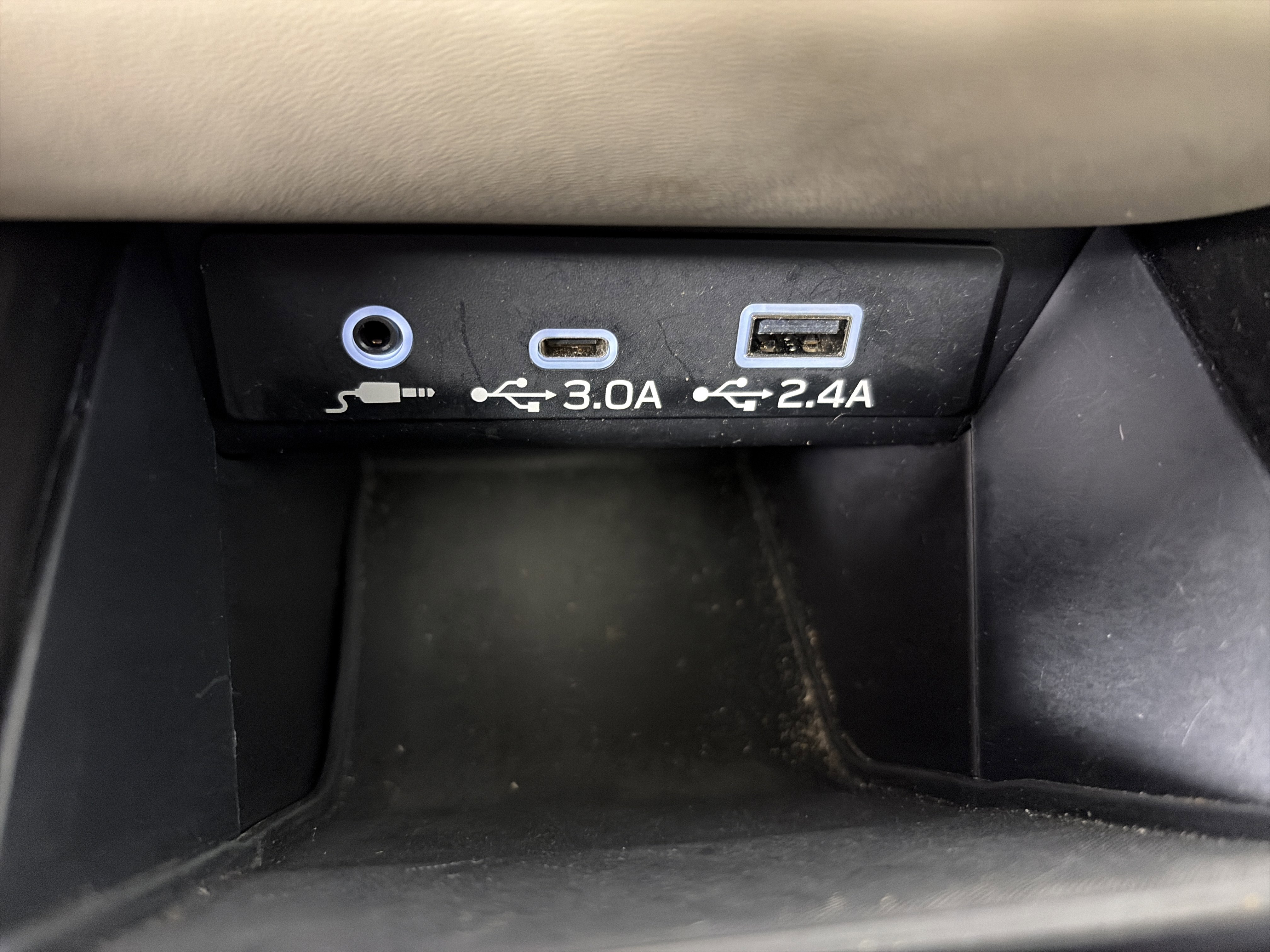 Used 2023 Subaru Outback Limited image 29