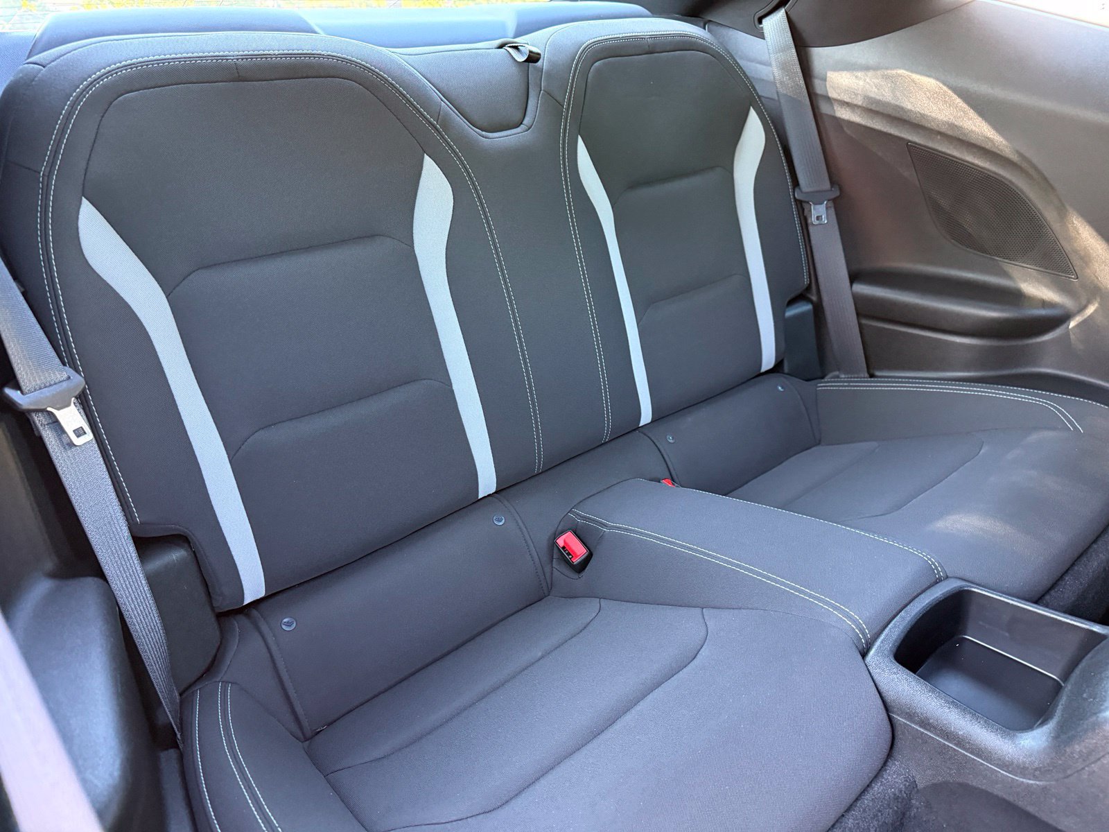 Used 2018 Chevrolet Camaro SS RWD image 38