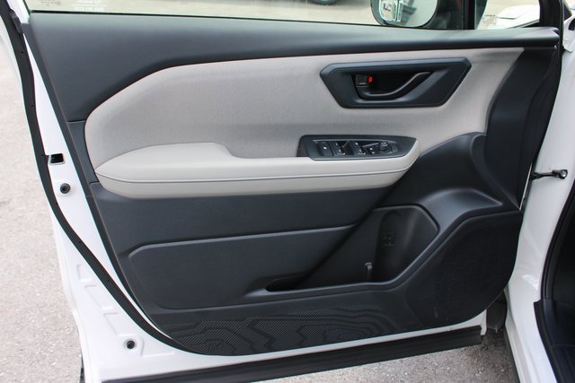 Used 2025 Subaru Forester w/ Convenience Package #1 image 10