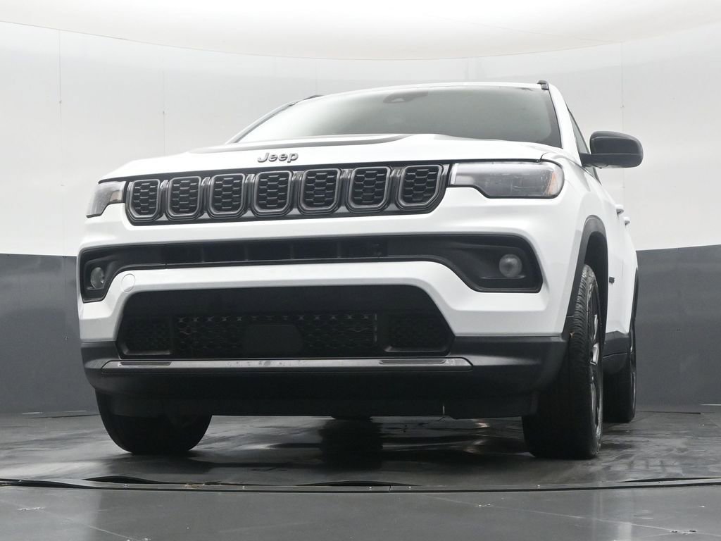 New 2026 Jeep Compass Latitude AWD/4WD image 40