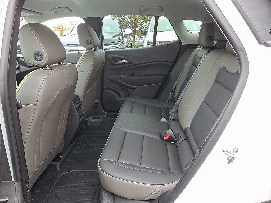 New 2025 Chevrolet Trax ACTIV w/ Driver Confidence Package image 5