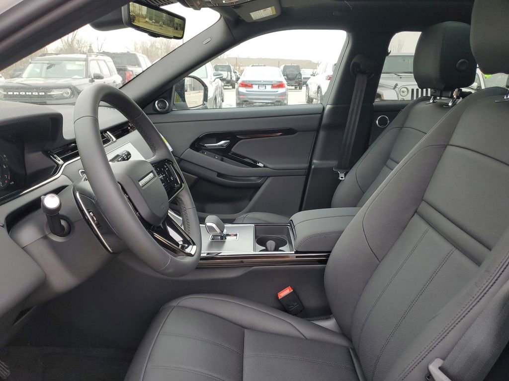 New 2026 Land Rover Range Rover Evoque S image 7