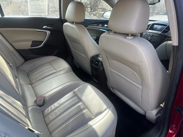 Used 2013 Buick Regal Premium image 20