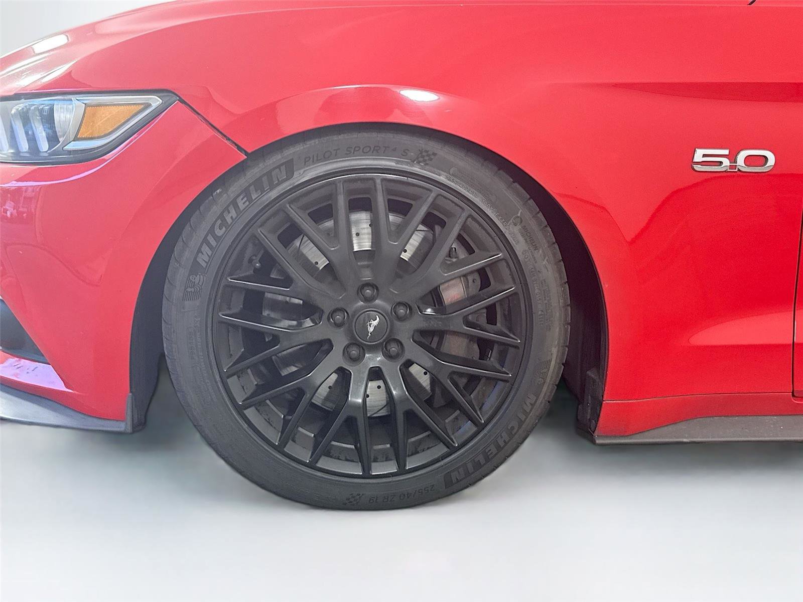 Used 2015 Ford Mustang GT Premium w/ GT Performance Package RWD image 23