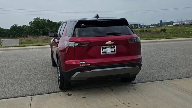 New 2026 Chevrolet Equinox LT w/ Safety and Technology Package FWD image 7