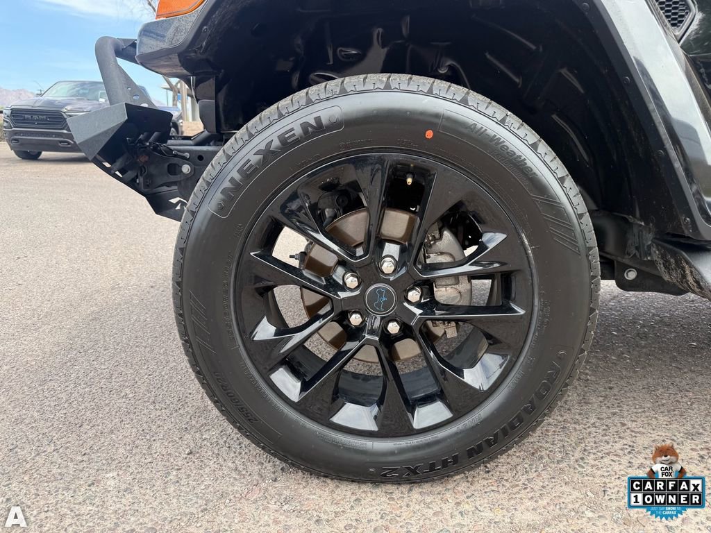 Used 2024 Jeep Wrangler Unlimited Sahara w/ Technology Group image 10