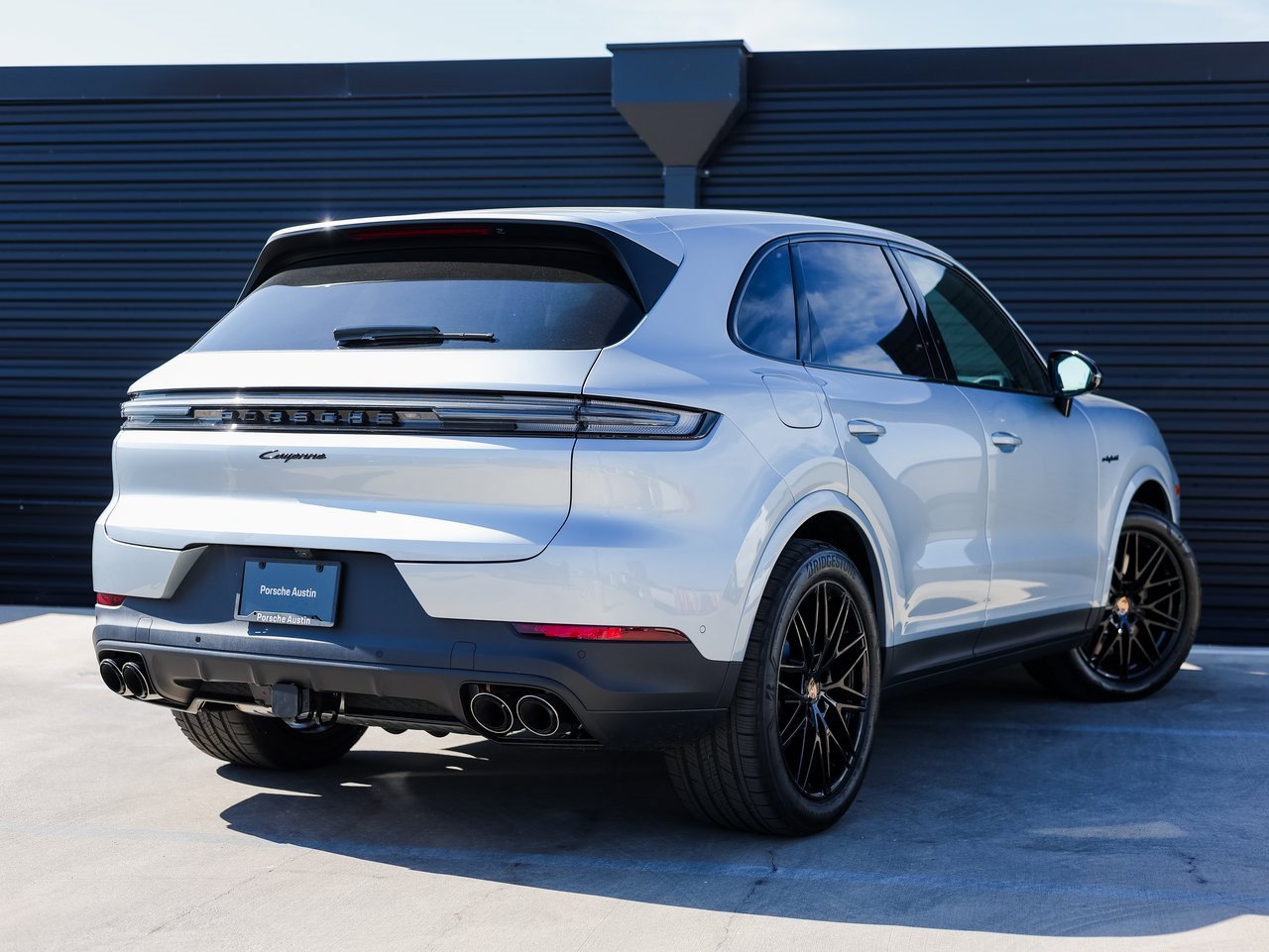 New 2026 Porsche Cayenne E-Hybrid image 7