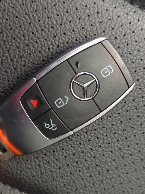 Used 2022 Mercedes-Benz GLE 350 4MATIC image 20