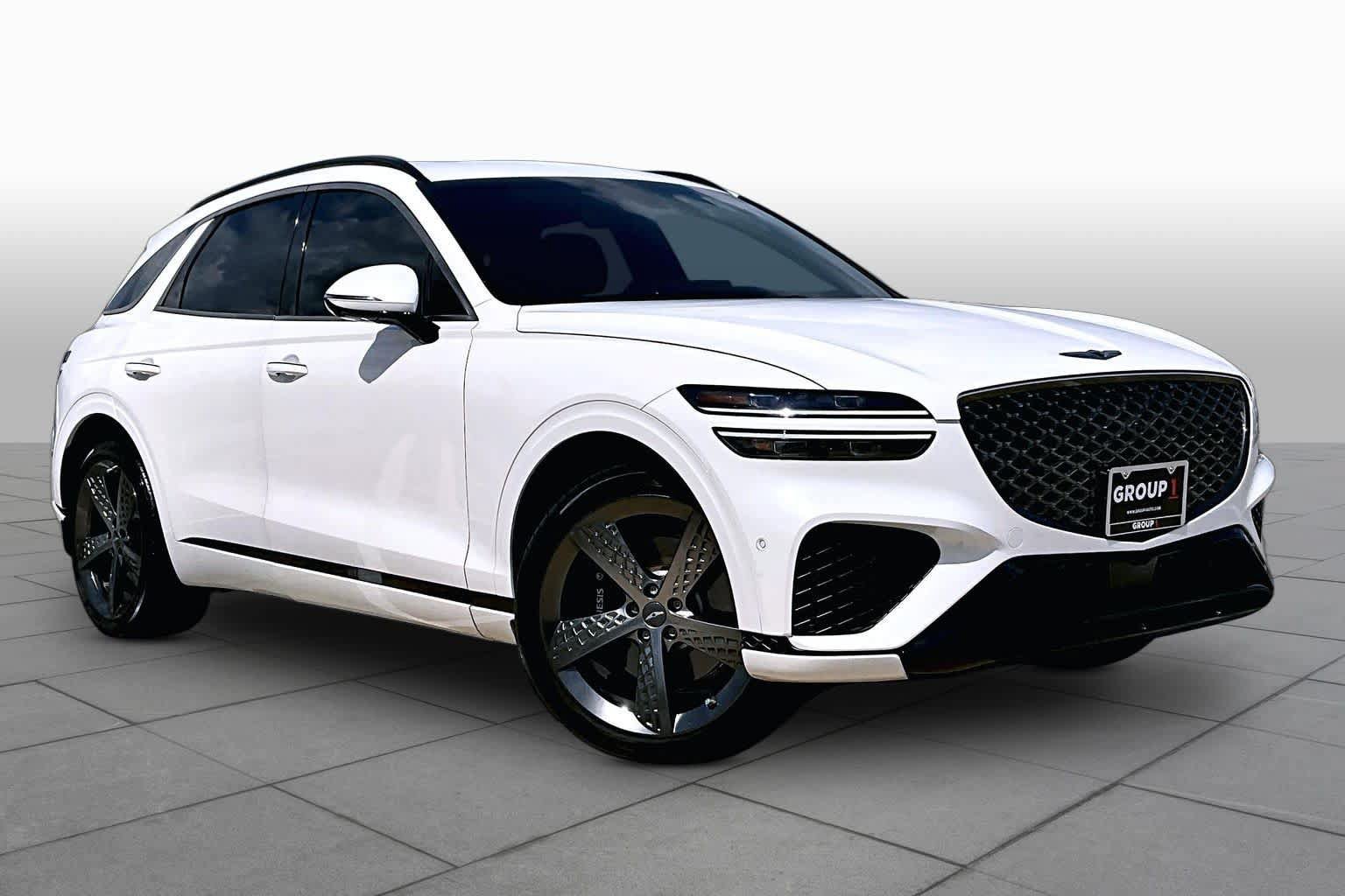 Used 2023 Genesis GV70 2.5T w/ Sport Prestige Package AWD/4WD image 3