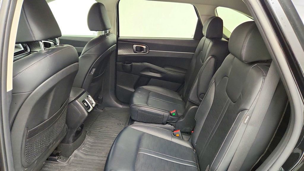 Used 2025 Kia Sorento EX AWD/4WD image 21