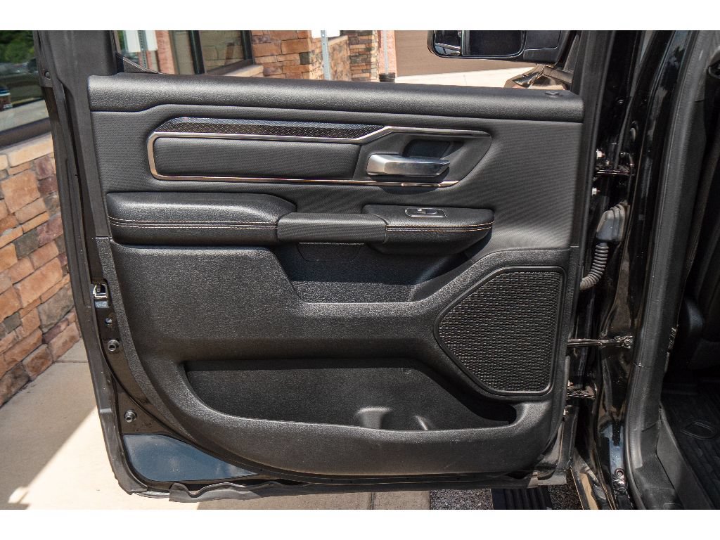 Used 2019 RAM 1500 Sport w/ Level 2 Equipment Group AWD/4WD image 17