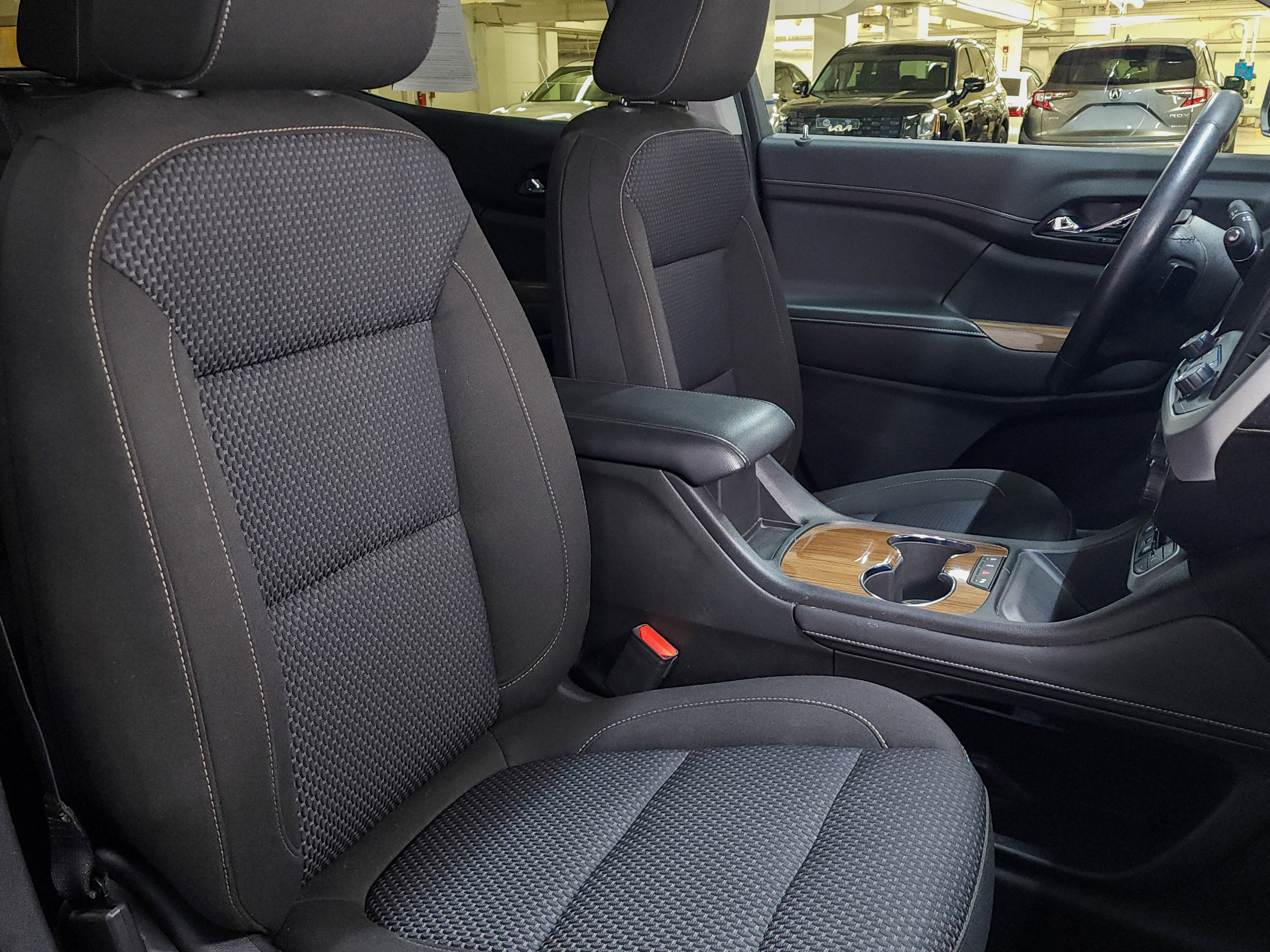 Used 2020 GMC Acadia SLE image 47