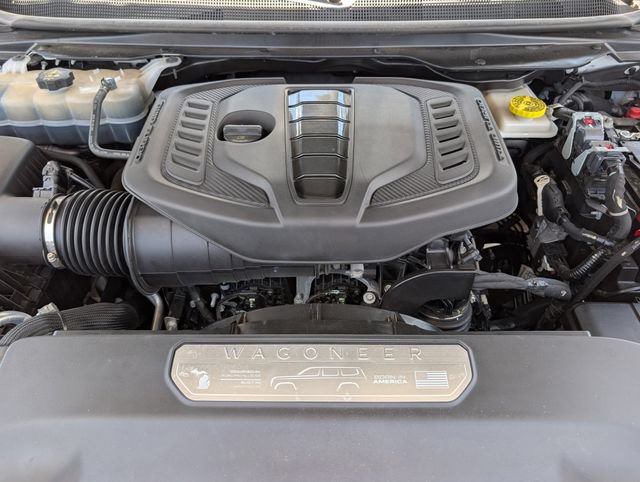 Used 2024 Jeep Wagoneer L Series II RWD image 43