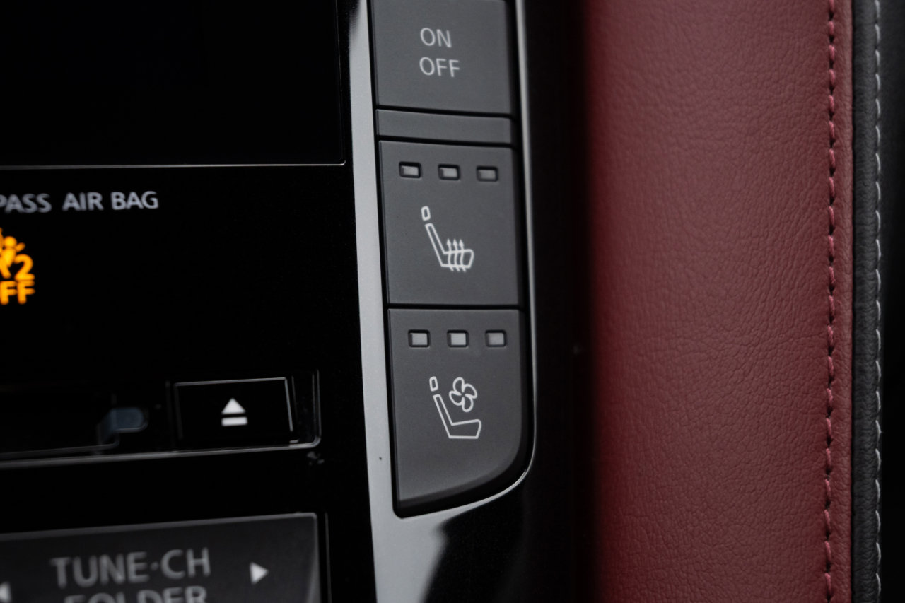 Used 2023 INFINITI QX50 Sport image 3