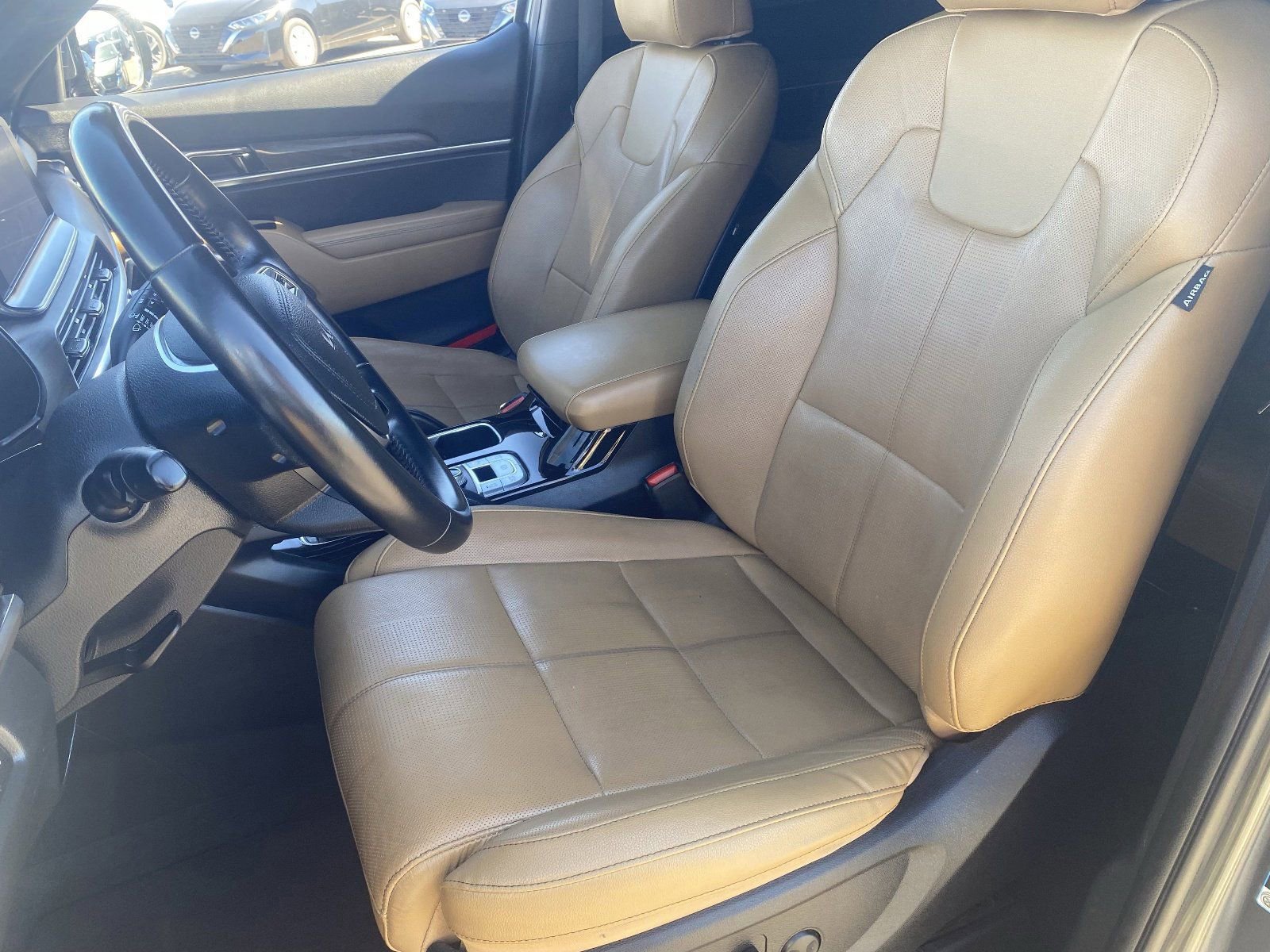 Used 2022 Kia Telluride SX w/ Towing Package image 21