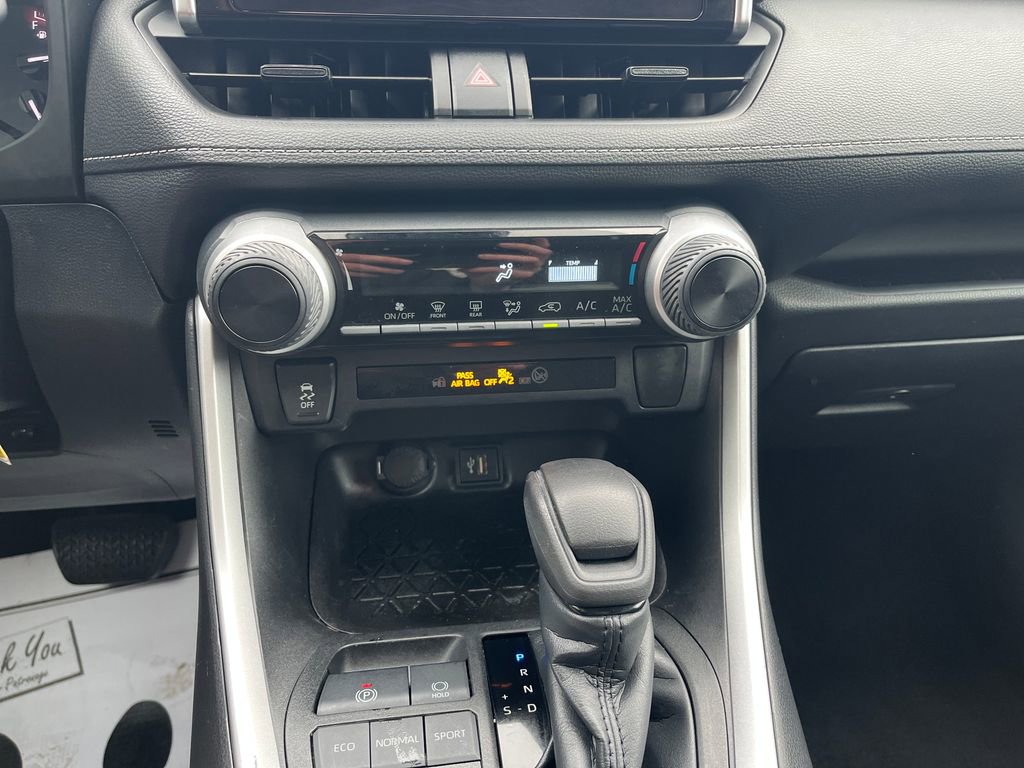 Certified 2023 Toyota RAV4 LE image 19