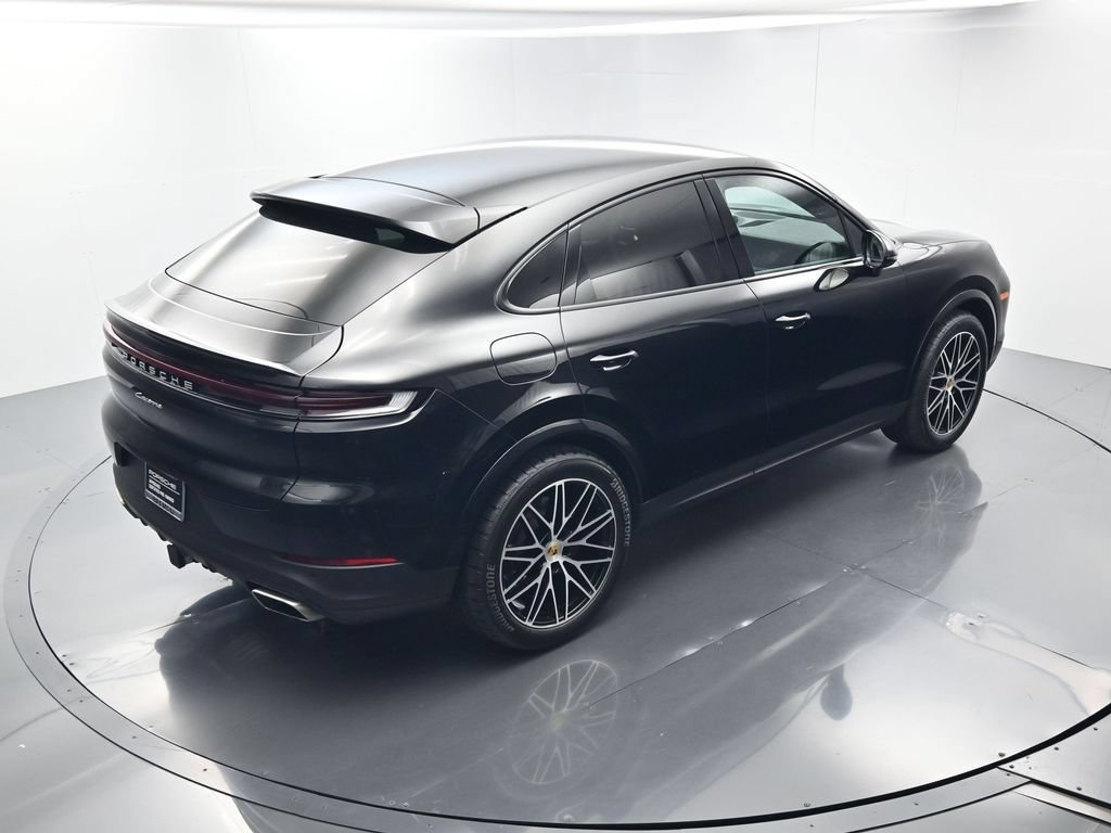 Certified 2024 Porsche Cayenne Coupe AWD/4WD image 39