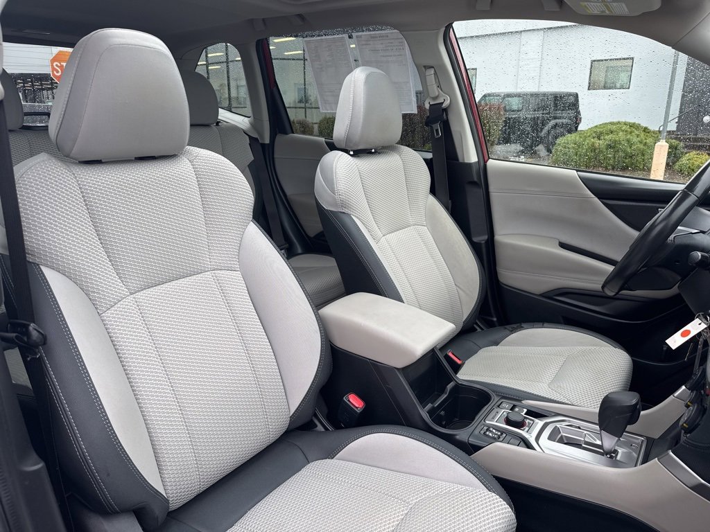 Used 2019 Subaru Forester Premium w/ All-Weather Package image 30