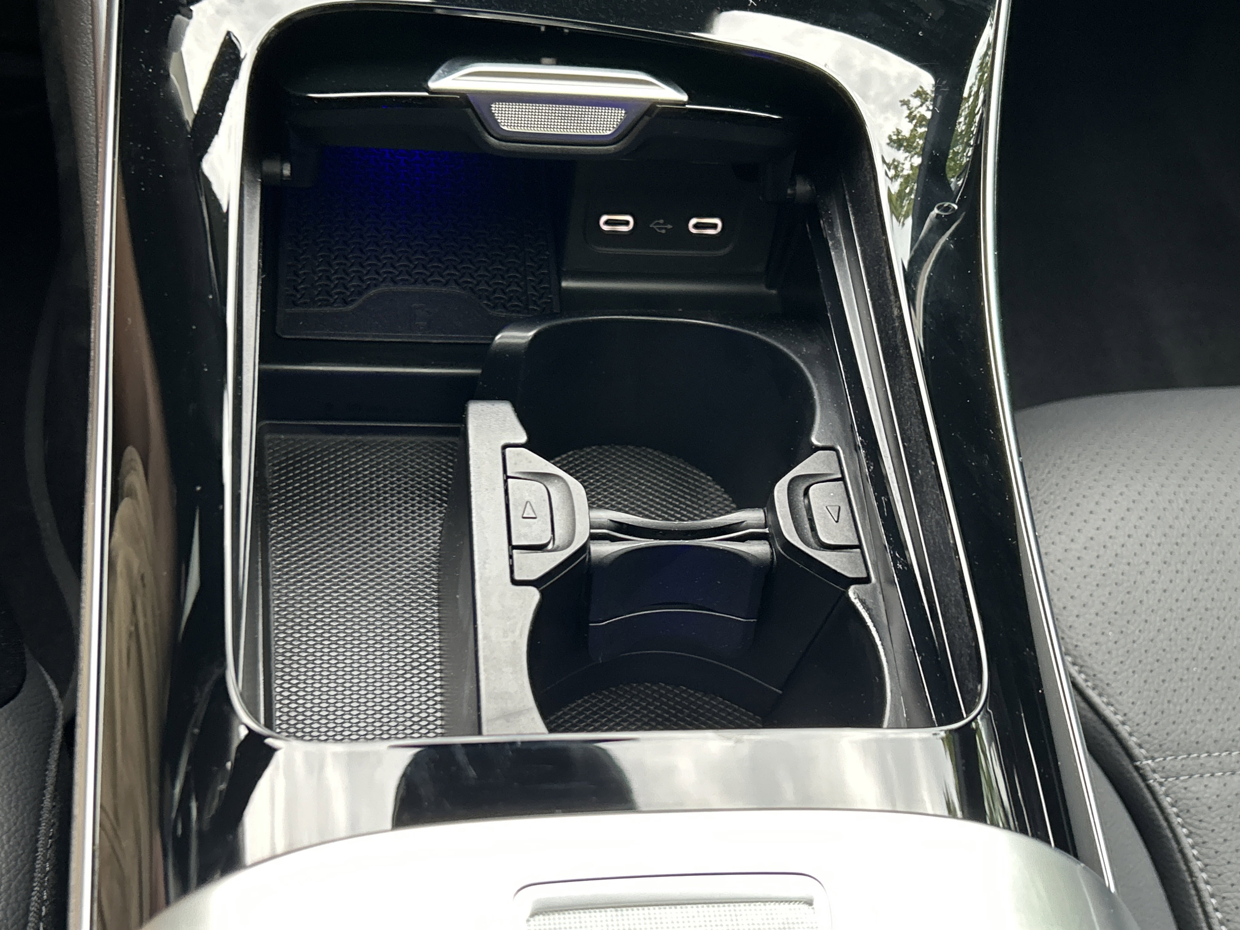 Certified 2025 Mercedes-Benz C 300 Sedan image 37