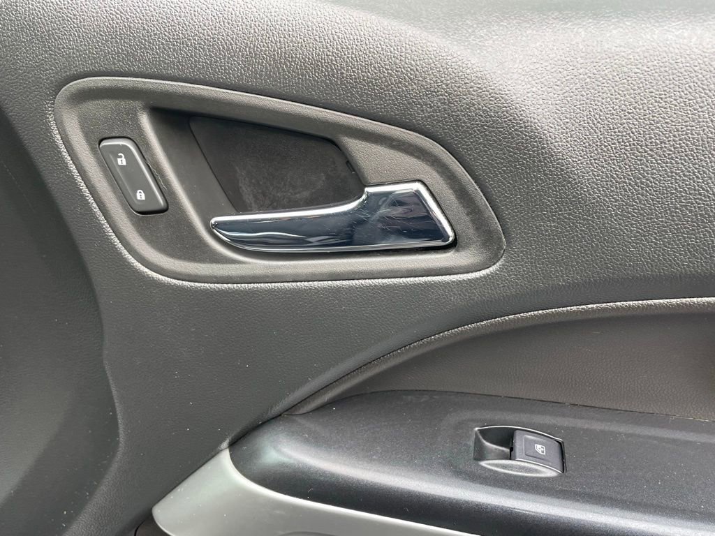 Used 2022 Chevrolet Colorado LT image 16