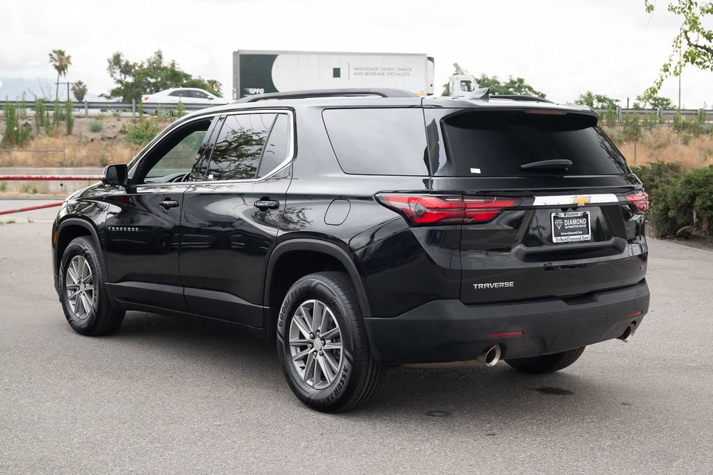 Used 2023 Chevrolet Traverse LT FWD image 6