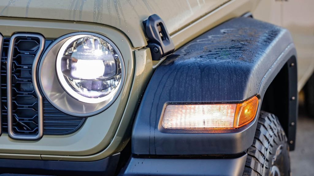 New 2025 Jeep Wrangler Sport S image 5