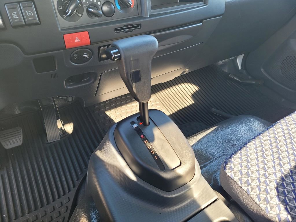 New 2025 Chevrolet Low Cab Forward image 10