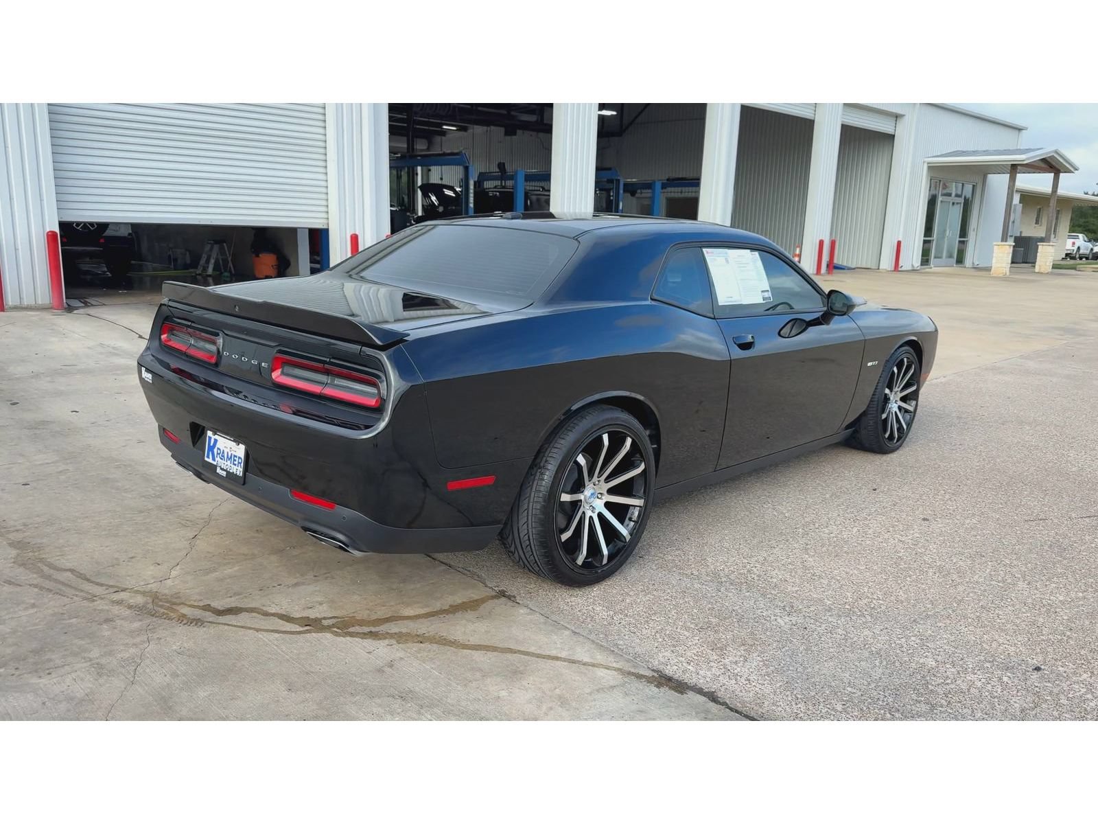 Used 2015 Dodge Challenger R/T w/ Quick Order Package 28B R/T RWD image 8