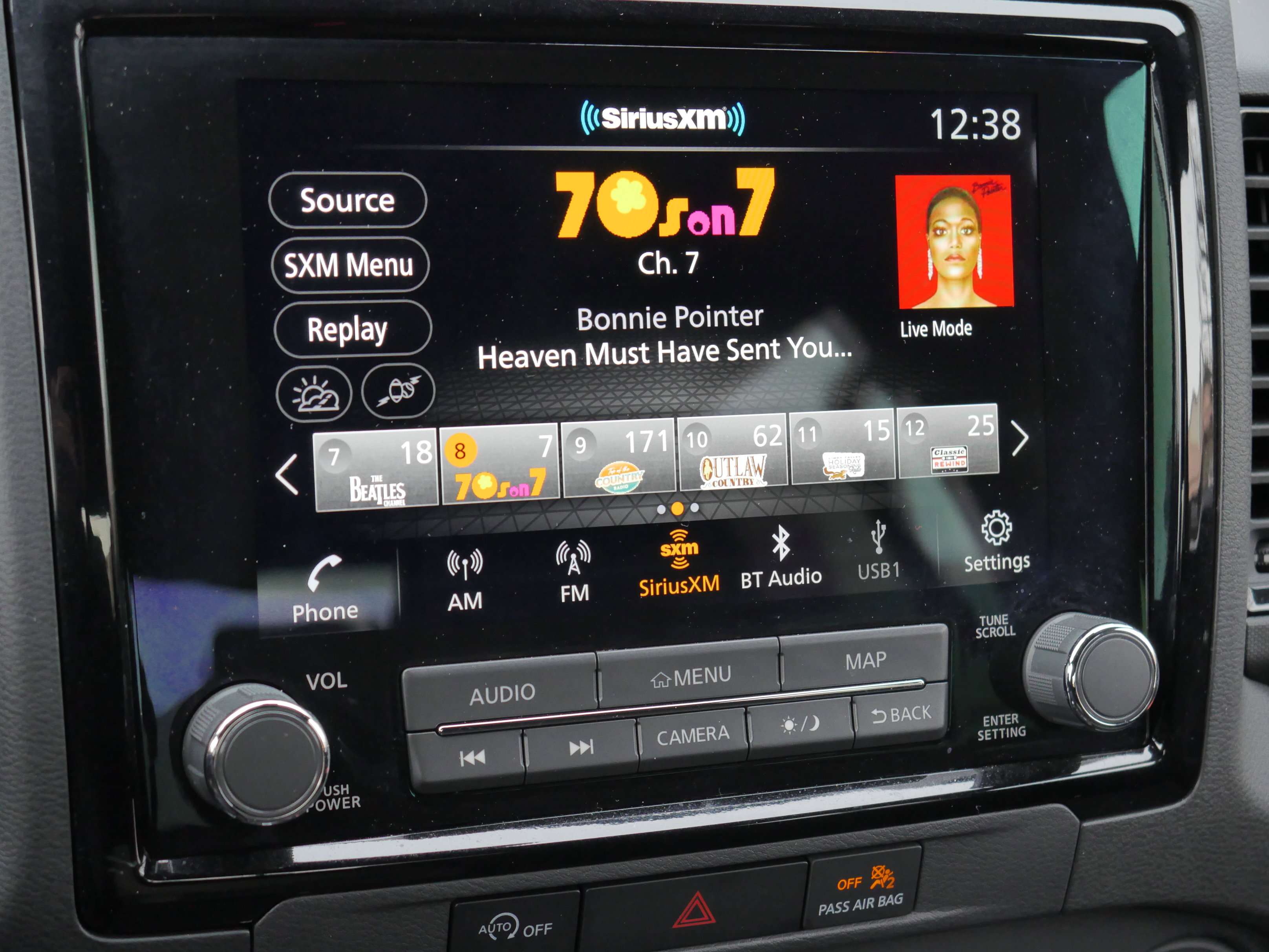 Certified 2024 Nissan Frontier PRO-4X w/ Pro Convenience Package image 10