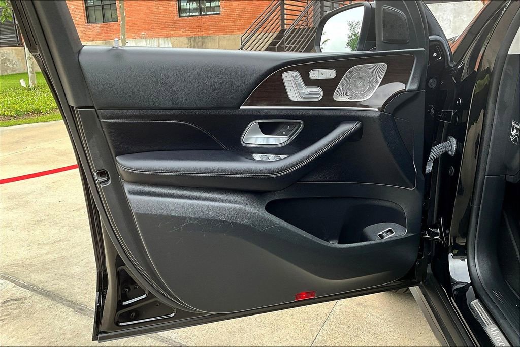 Used 2024 Mercedes-Benz GLS 450 4MATIC image 24