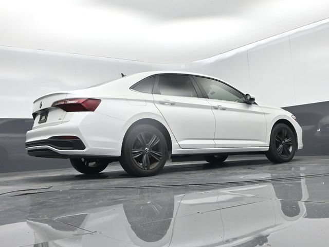 Used 2024 Volkswagen Jetta SE FWD image 49