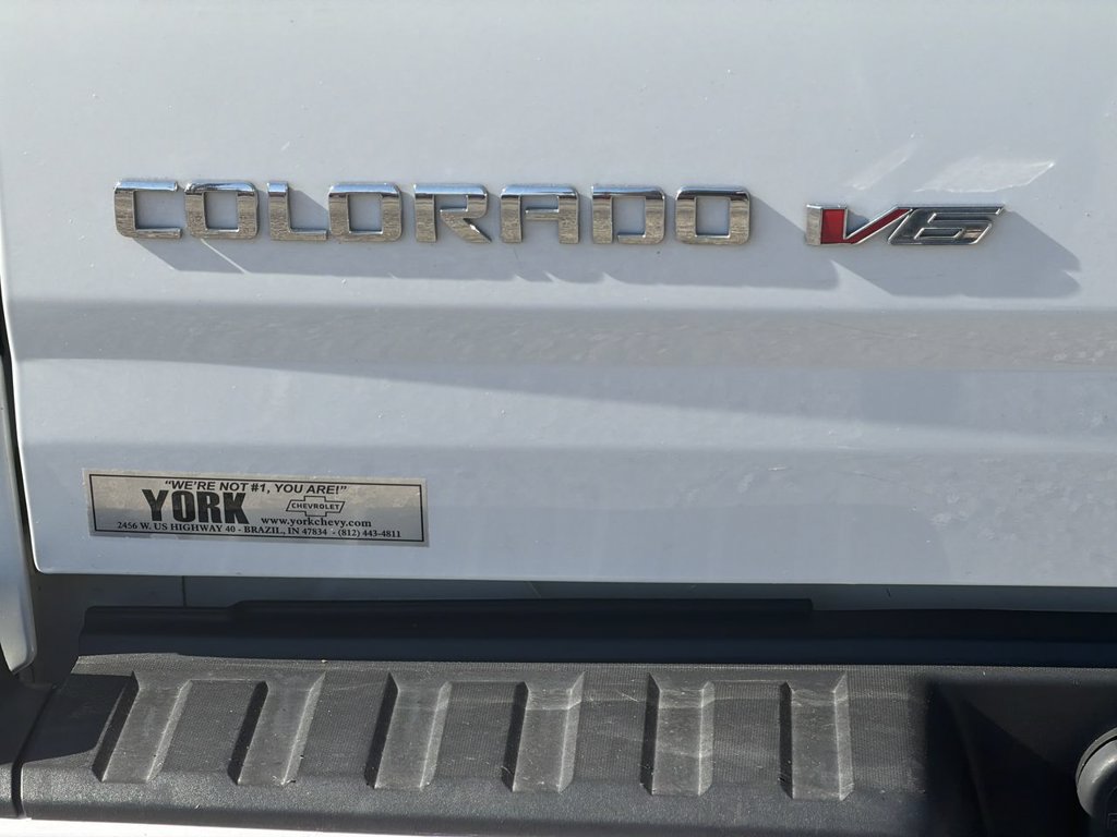 Used 2018 Chevrolet Colorado Z71 w/ LPO, Premium Interior Package AWD/4WD image 30