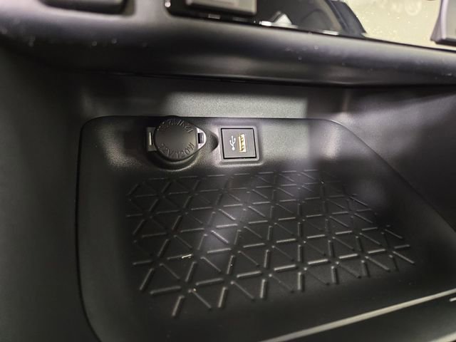 New 2025 Toyota RAV4 XLE image 28