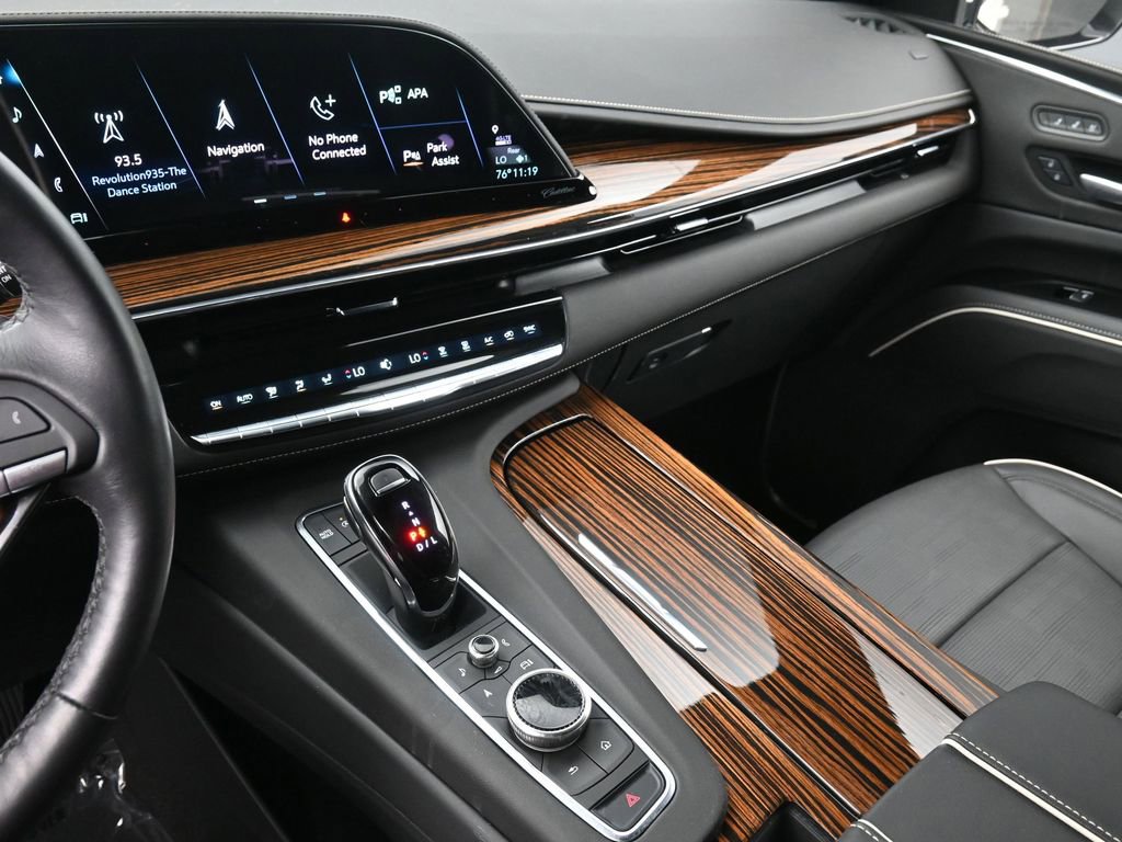 Used 2024 Cadillac Escalade ESV Premium Luxury w/ Performance Package image 8