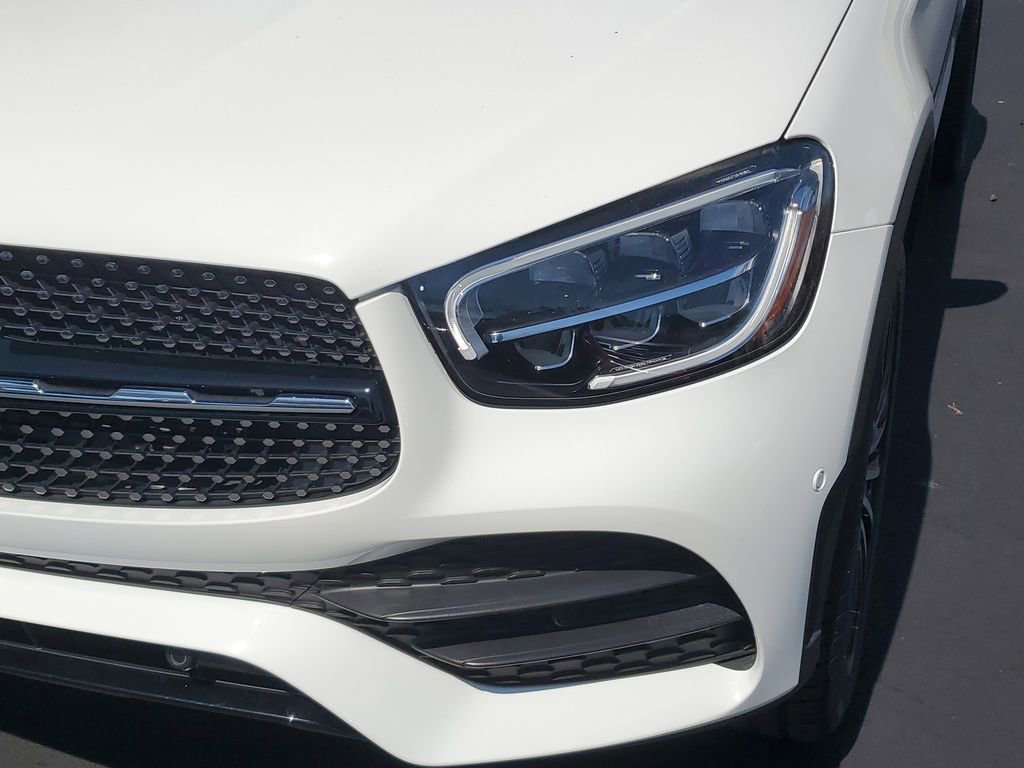 Used 2021 Mercedes-Benz GLC 300 4MATIC Coupe image 9
